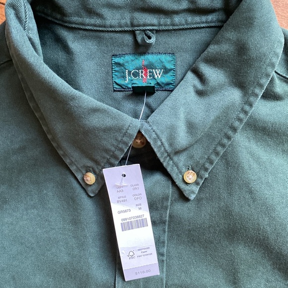 New with tags, J.Crew, green heavy cotton button-down shirt, men’s size medium - Picture 2 of 3